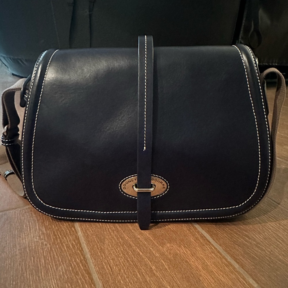 Dooney & Bourke Saddle Bag